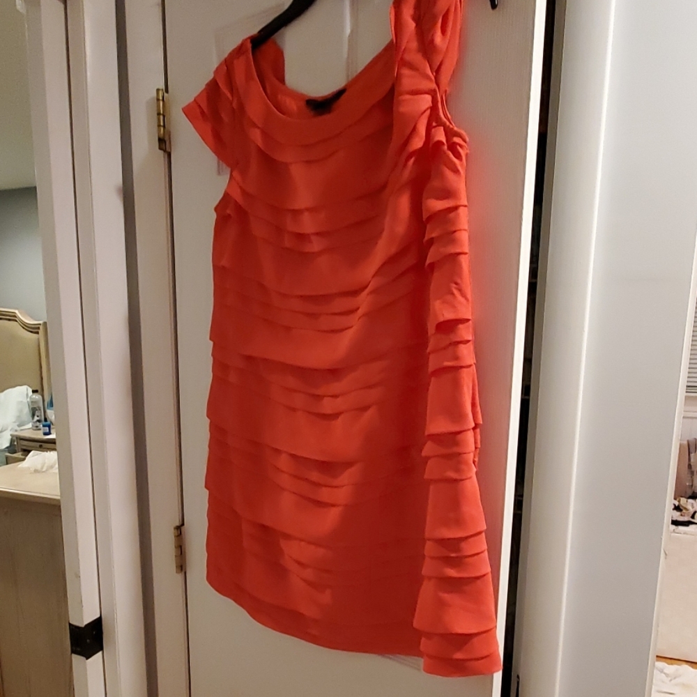 Dress - Picture 2 of 3